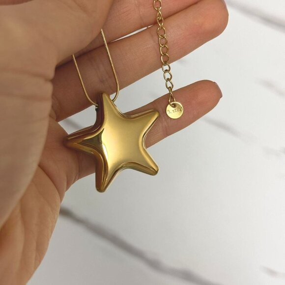 SKU:0090 vintage necklace gold chain with a star pendant stainless steel - Picture 3 of 4